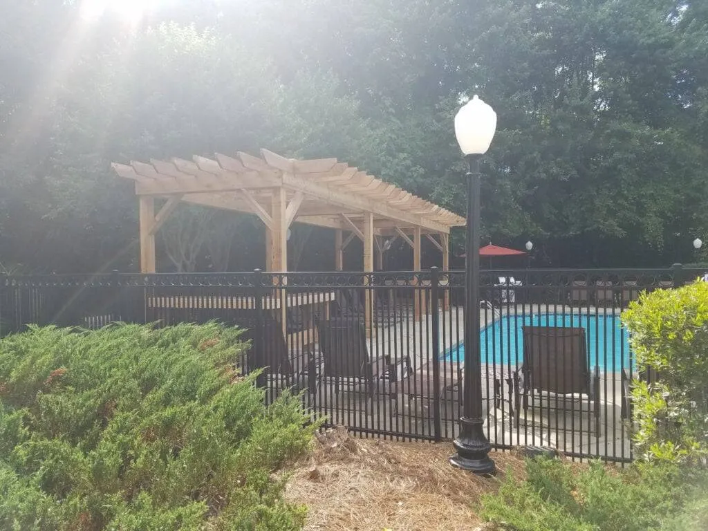 aluminum fencing pool