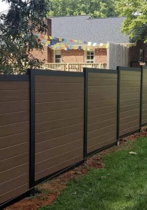 Horizontal Slat Fence